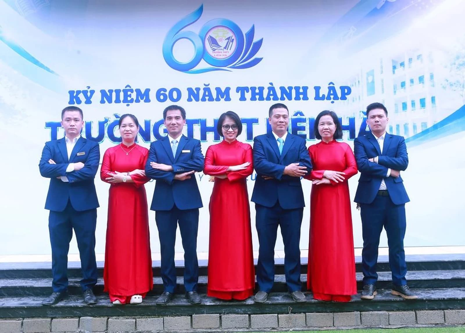Tập thể Tổ Văn phòng